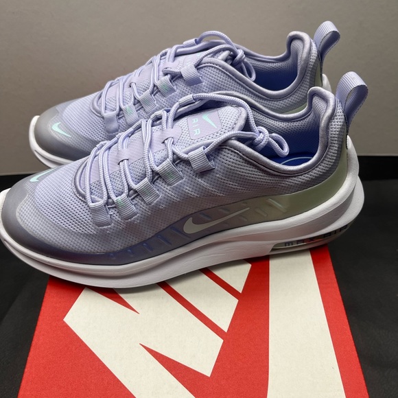 Women’s Nike Air Max Axis Prem- Brand new in box- Size 6.5 - Picture 2 of 11
